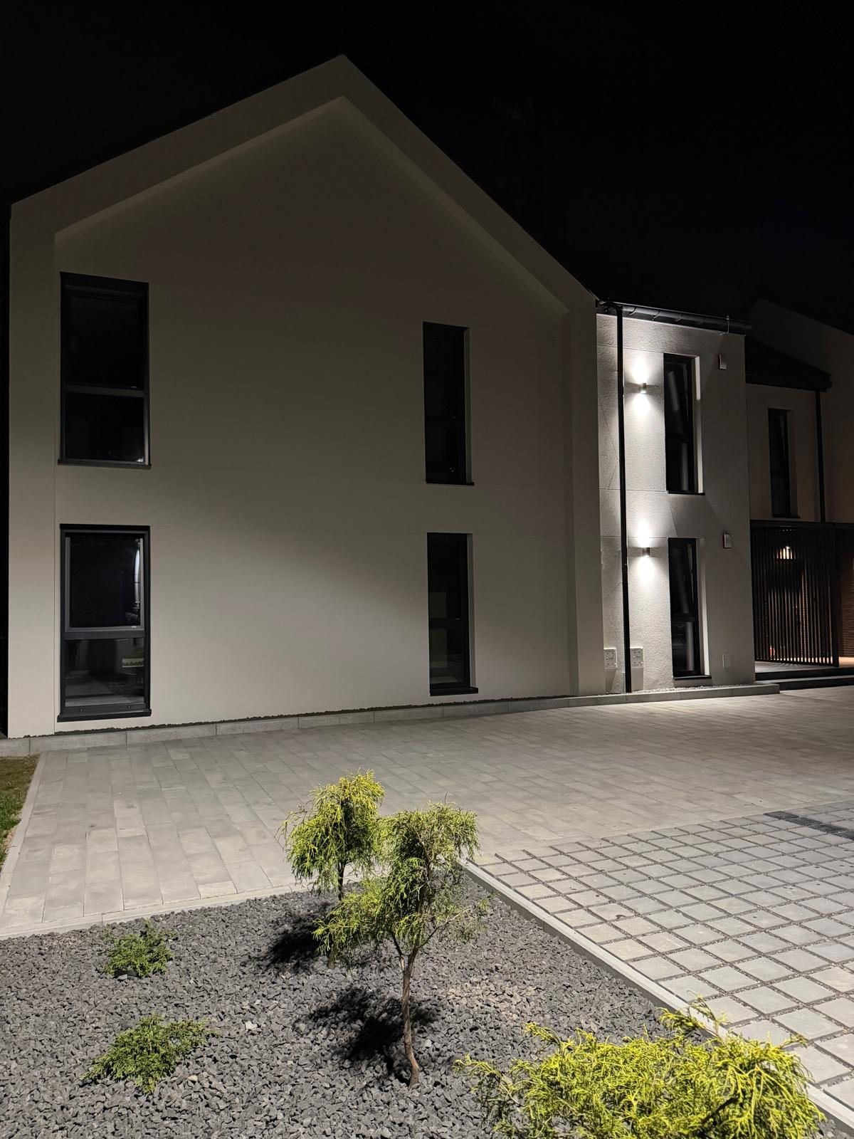 Nowoczesny apartament z widokiem na jezioro — Wisła Wielka — zdjęcie 4