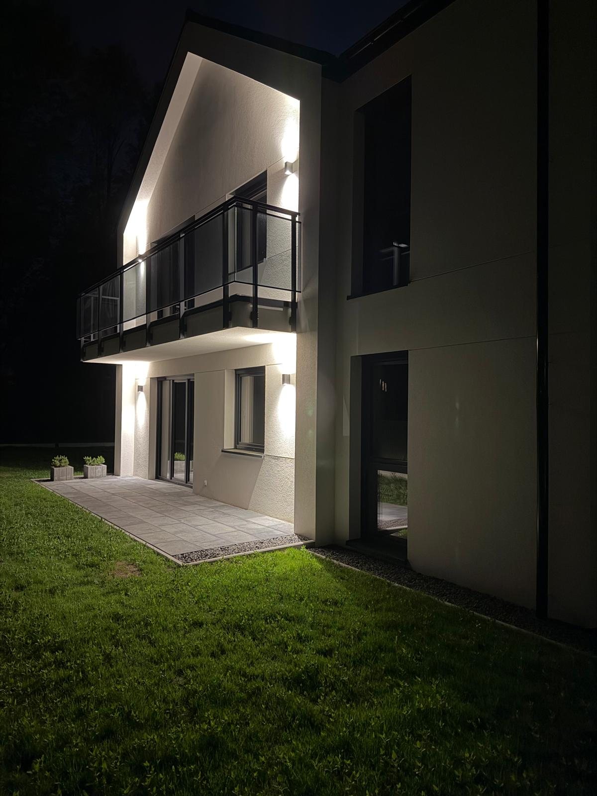 Nowoczesny apartament z widokiem na jezioro — Wisła Wielka — zdjęcie 2