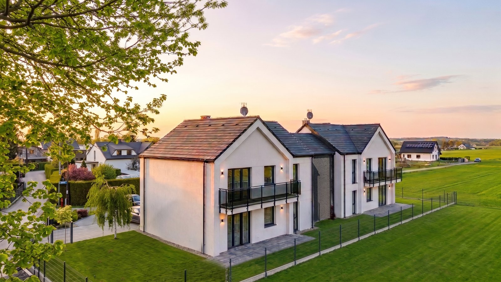 Nowoczesny apartament z widokiem na jezioro — Wisła Wielka — zdjęcie 1